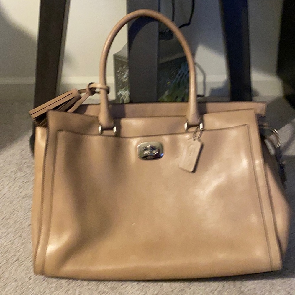 Large light brown leather coach bag